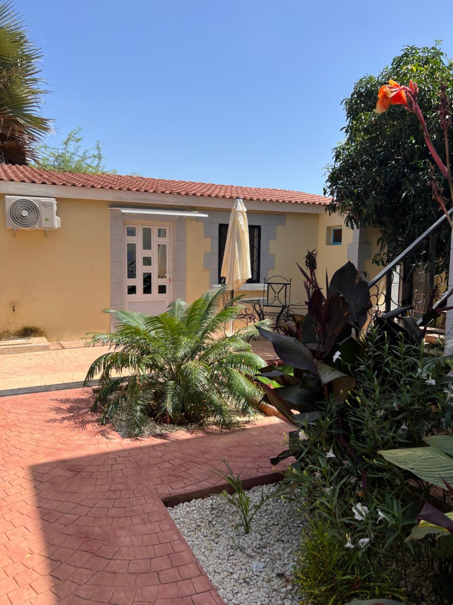 Chez Lilie Maison D'Hotes A Saly Exterior photo